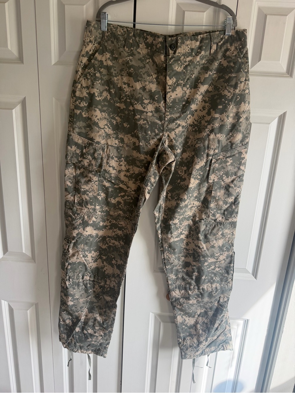 U.S. Army Men's Tactical Cargo Pants - Digital Camo